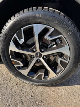 Predám zimné pneumatiky NEXEN Winguard Sport 2 SUV - 4