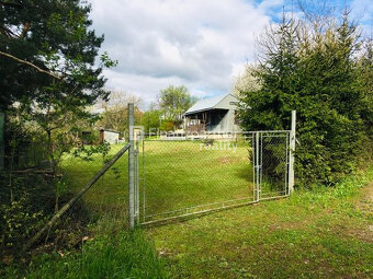 Romantický 900m2 pozemok v Prešove aj s prístupovou cestou ( - 4