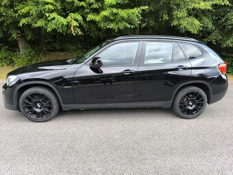 BMW X1 2,0i sDRIVE - 4