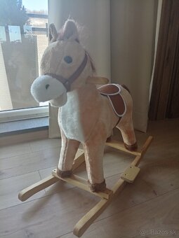 Hojdací koník - 4