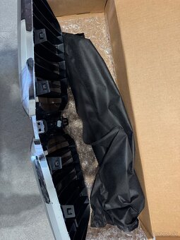 Chladiaca maska BMW X3 - 4
