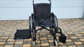 invalidny vozik 44cm + pridávne el, kolesa E-Motion - 4