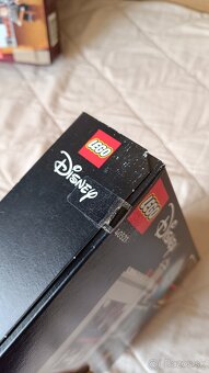 LEGO Disney 40521 Miniatúrne strašidelné sídlo od Disneyho - 4
