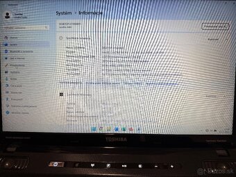 Predám Toshiba Satellite 15,6” s SSD - 4