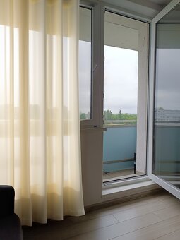Moderne ZREKONŠTRUOVANÁ GARSÓNKA s klímou a lodžiou - 4