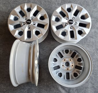 R16 5x114,3 original DACIA DUSTER I. II. - 4