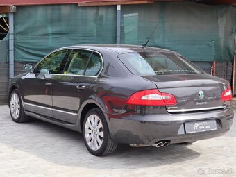 Škoda Superb II 2.0TDi 2 sady kol, Původ ČR, Garáž - 4