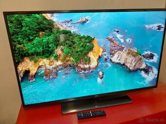 Predam smart TV LG uhl 106cm. - 4