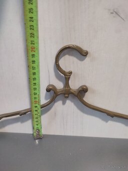 Starožitné mosadzné vešiaky 20€ ks len spolu. - 4