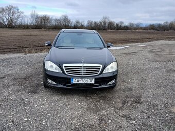 Mercedes W221 S500 - 4