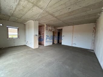 NOVÁ CENA Novostavba : 4izb byt s terasou, 3x park. miest - 4