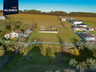 Slnečný pozemok v obci Bunde na predaj - 4