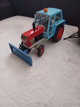 Predam traktor kdn s vleckou - 4