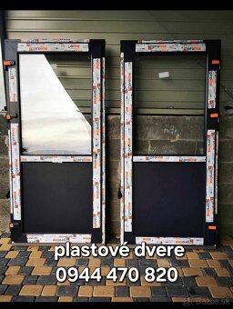 Vchodové plastové dvere - 4
