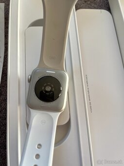 Apple Watch SE 2022 GPS 40 mm Starlight Sport - 4