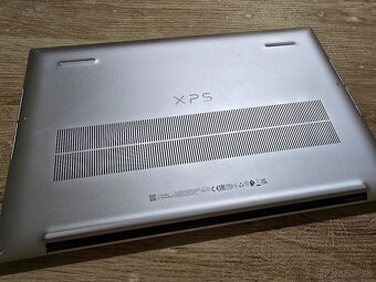 17 palcovy dell XPS 9710 s grafikou RTX 3050 16gb ram i7 pro - 4