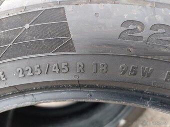 Predám 4ks letne pneumatiky Continental 225/45 r18 - 4