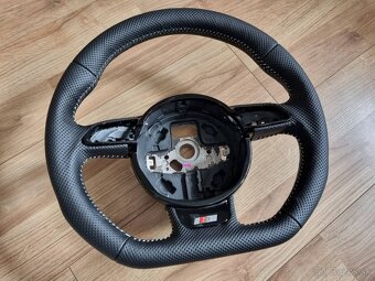 AUDI VOLANT kozeny zkoseny - perforovana koža - S logo - 4