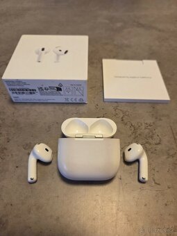 Apple AirPods 4 - 4