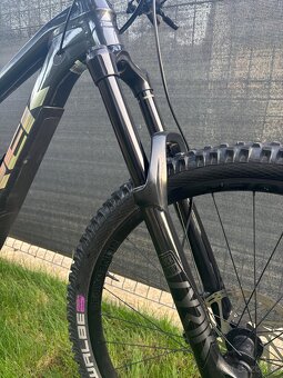 Trek Slash 8 M/L - 4
