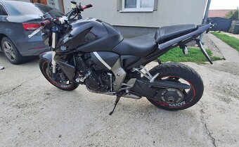 Predám Honda CB1000R 25kw - 4