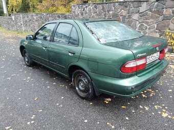 Predám Nissan Almera N15 1.4 64kW sedan - 4