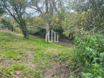 Veľký slnečný pozemok na rodinný dom aj záhradu 3000m2, Kapi - 4