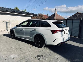 Škoda Octavia Combi 2.0 TDI RS DSG - 4