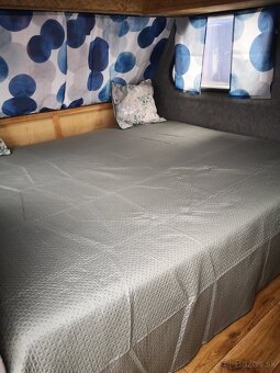 Karavan Niewiadow N126 - 4