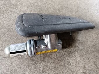 rozpredam opel meriva A 1,7 cdti - 4