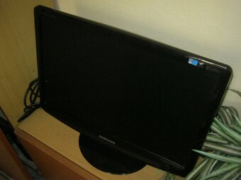 monitor SAMSUNG - 4