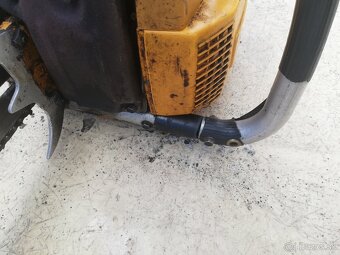 Motorová píla Partner - 4