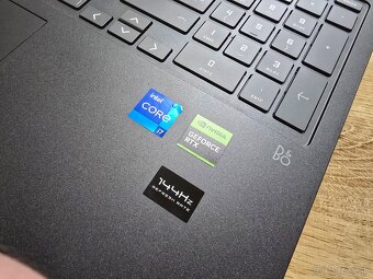 Velky 16 palcovy HP Victus s RTX 4060 i7 procesorom 13 gener - 4
