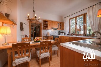 NA PREDAJ | UNIKÁTNY RD V CENTRE TRENČÍNA - 4