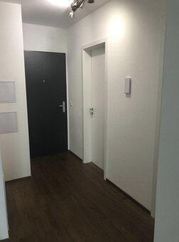 Bývajte moderne a komfortne – 2-izbový byt v projekte Kolísk - 4