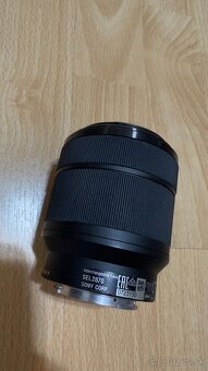 Objektiv Sony SEL2970 - 4