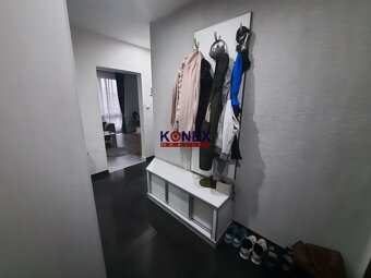 NOVINKA Zrekonštruovaný 3-izbový byt MICHALOVCE - 4