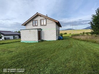 Na predaj: Rozostavaný 5-izbový rodinný dom v Socovciach - 4