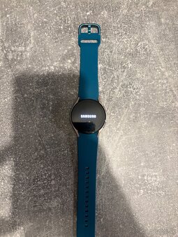 Samsung galaxy watch 5 - 4