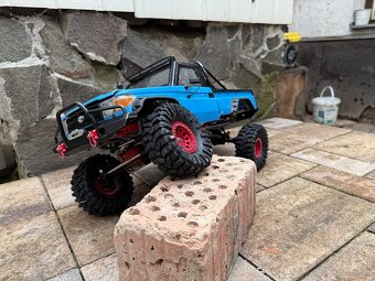 RC crawler Toyota 1/10 - 4
