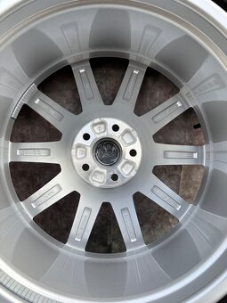 Zimní top sada Audi Q7 285/45R20 112V - 4