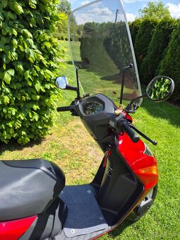 Honda Lead 110 - 4