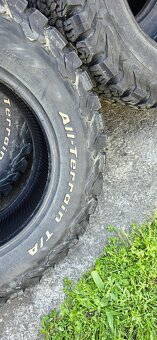 265/65r17-Bf goodrich all terrain T/A KO2 - 4