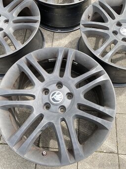 Škoda Themisto 5x112 r18 - 4