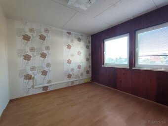 Veľký 3 izbový byt s balkónom Bajka, okres Levice - 4