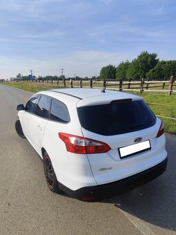 Ford Focus combi 1.6 - 4