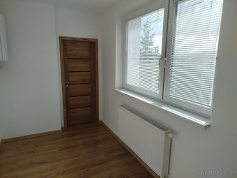 Na predaj 3izbový byt - 4