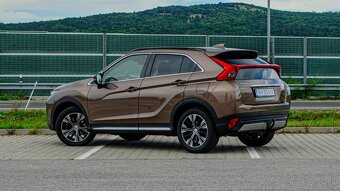 Mitsubishi Eclipse Cross 1.5 Turbo MIVEC Intense, 120 kW m6 - 4