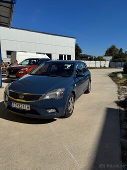 Kia ceed 1,4L benzin 2009 - 4