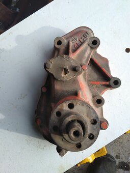 Vodná pumpa pre DT-75/TDT-55 - 4